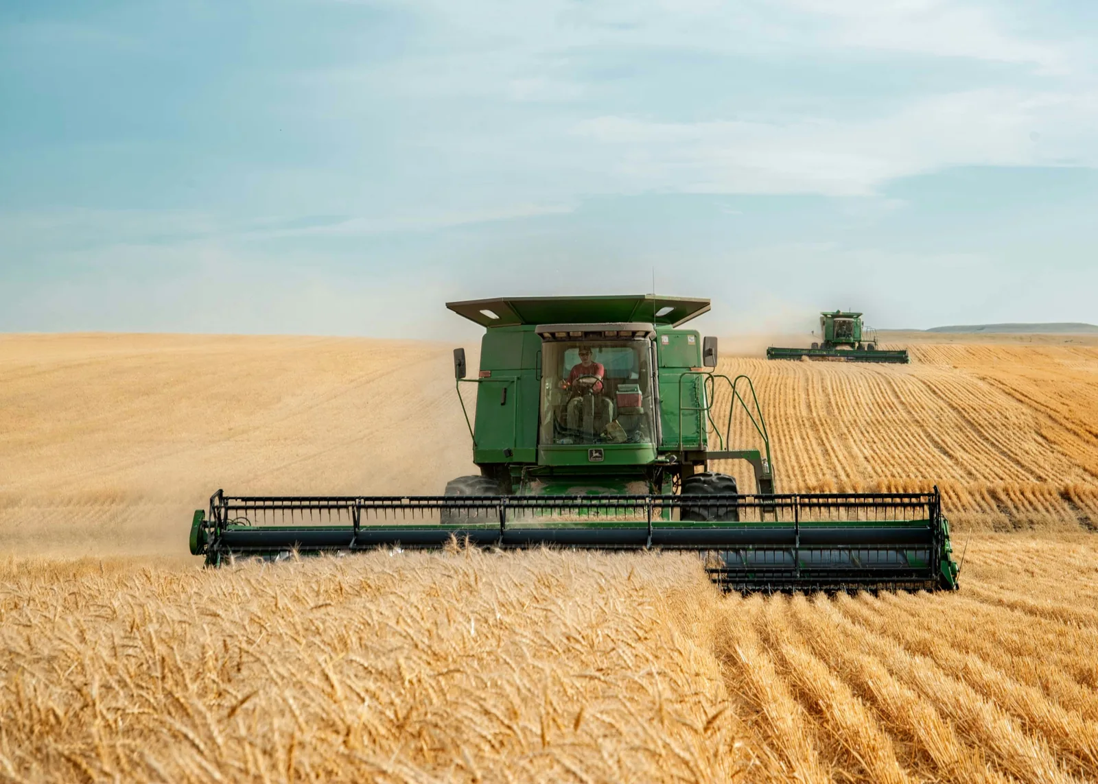 Agricultural machinery, equipment and export supply — view 1
