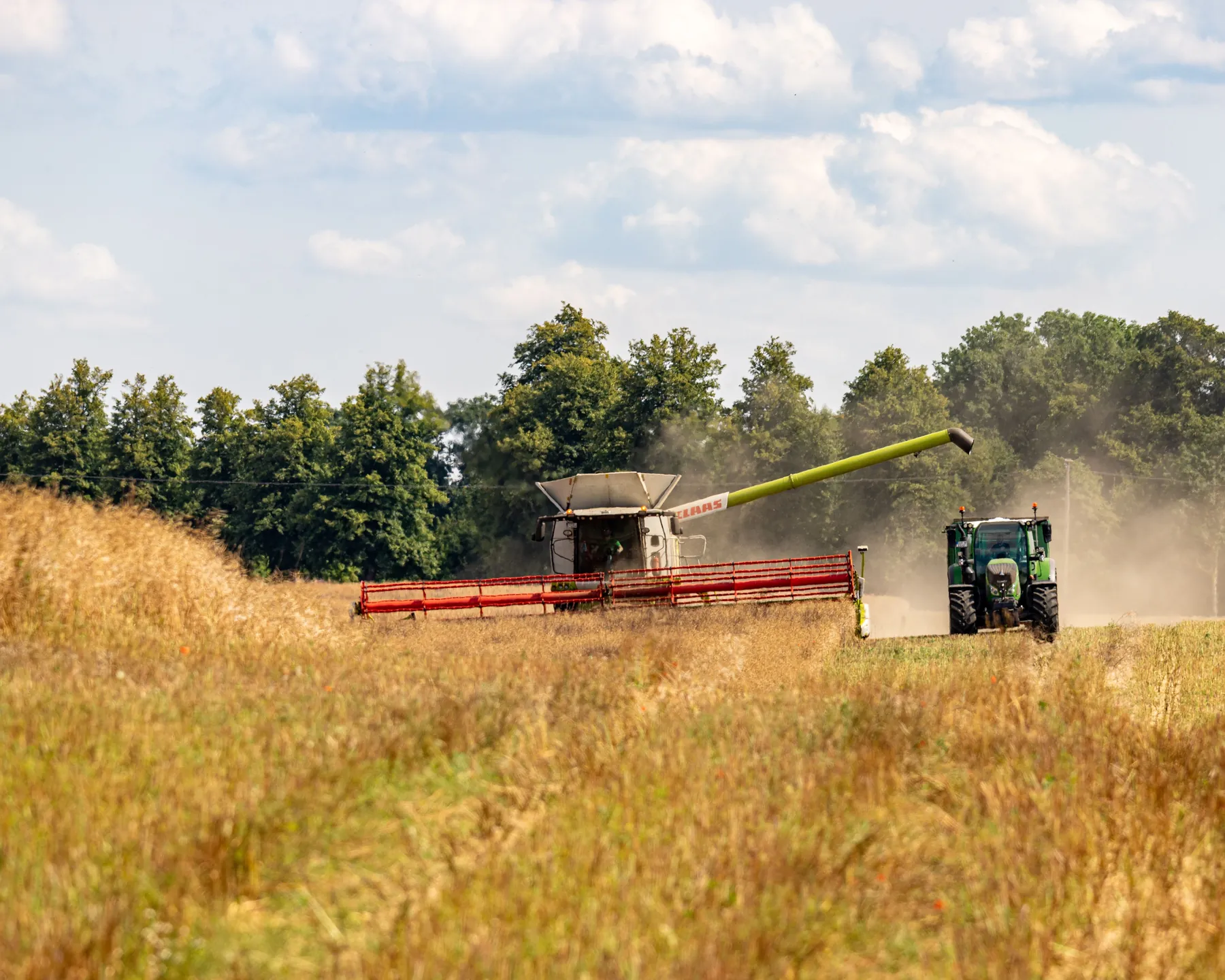 Agricultural machinery, equipment and export supply — view 3